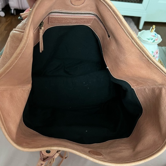 Balenciaga 100 percent authentic - Picture 3 of 4